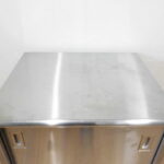 中古厨房 業務用 ステンレス 食器庫 W880×D750×H850mm 脚+30mm 棚1枚 スライド扉 戸棚 食器棚 収納棚 店舗 飲食店 調理場
